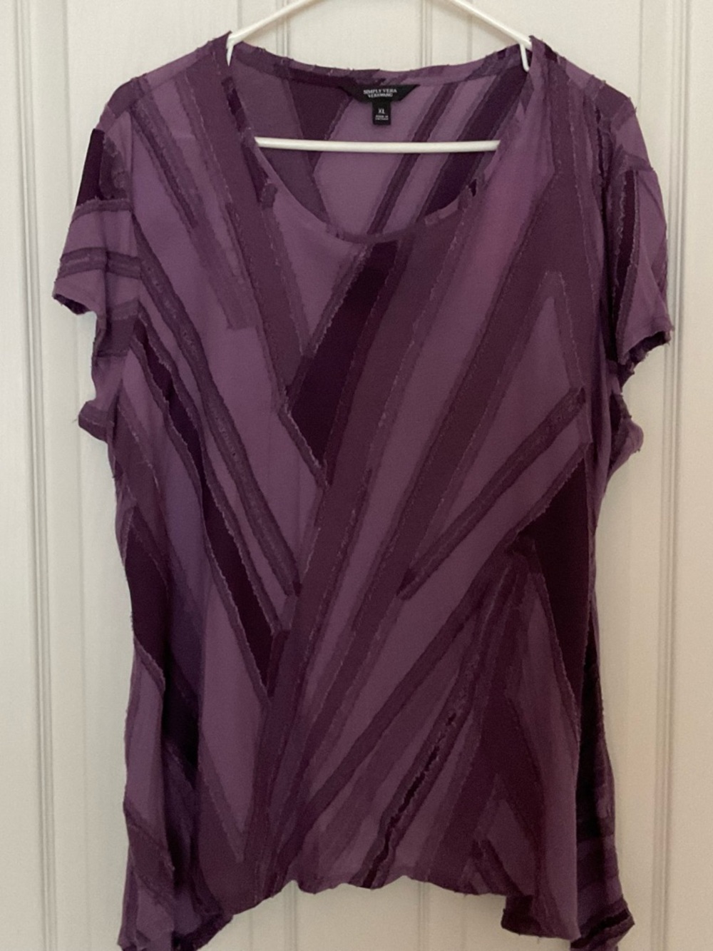 Simply Vera Vera Wang Plum Geometric Stripe V-Neck Short Sleeve Top